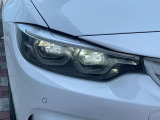 ●LEDヘッドライト:夜間走行時も良好な視界を確保し安心して運転できる高輝度LEDヘッドライトを装備!点灯速度が早く、消費電力も抑えられています。