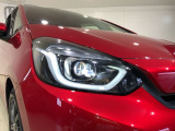 LEDヘッドライトで夜道も安心!