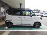 雪道安心4WD☆8インチディスプレイオーディオ☆ETC☆前後ドラレコ☆両側スライド☆ブレサポ☆シートヒーター☆