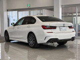 BMWを熟知したメカニックよる100項目の納車前点検☆ドイツ本国と同様の教育・訓練を受けたBMW専門メカニックが100項目にも上るポイントを徹底的にチェックいたします。