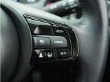 ◆アダプティブクルーズコントロール◆予め設定した車速内でクルマが自動的に加減速。前走車との適切な車間距離を維持しながら追従走行します。【LKAS】車線維持支援システムでステアリング操作を支援。
