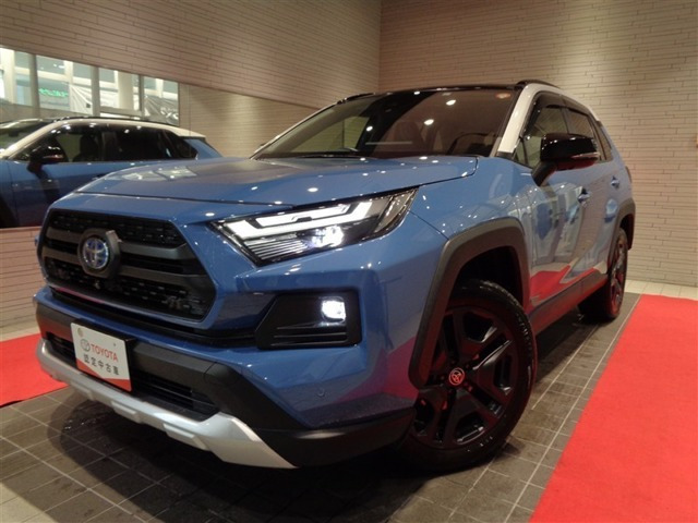 RAV4 2.5 ハイブリッド アドベンチャー E-Four 4WD