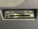 【ETC】高速道路の料金所をストレスなく通過!話題のスポットやサービスエリアに多い「スマートIC」利用時は必須のアイテムです。当店でセットアップを実施、ご納車当日からすぐにご利用いただけます!