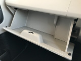 大型のグローブボックスです!