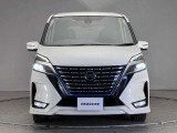 セレナ 1.2 e-POWER ハイウェイスターV 