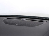 【harman/kardon】世界のオーディオファン垂涎のプレミアムサウンドシステムを搭載。原音に近い音場空間を忠実に再現。乗る人すべてに最良の音響体験を提供します。