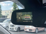 バックミラーにもアラウンドビューモニターの映像が映せます