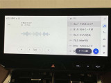 いまや必須装備「ナビゲーション」搭載!知らない場所に、スイスイッとドライブ。なんて便利な機能でしょうか?もう、これなしではハンドルを握れませんね!でも、運転中の操作は危険ですのでご注意ですね♪