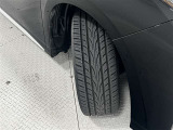 タイヤサイズは235/50R18!残り溝は6ミリ程度です!