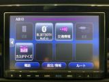 ナビゲーション機能は勿論、Bluetoothにも対応しているのでお手持ちのデバイスからお好きな音楽を良い音で聞きながら快適ドライブ。