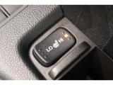 シートヒーター装備付き車!!座席に埋め込まれた電熱線によりシートを暖めることが出来る装備で、温められたシートは、寒い冬には最適です!!