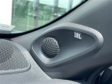 【JBL(プレミアムサウンド)】トヨタでお出かけの際には、ぜひ素敵な音楽体験を!ありふれた一日にも特別な体験を!ドライブの時間を上質な音楽でお楽しみいただけるサウンドシステムが搭載されています♪