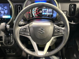 【純正革巻きステアリング】上質な革を使用することで、手にしっかり馴染みとても運転しやすいハンドルです♪