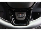 ☆ハンドルヒーター☆寒い季節にハンドルが冷たくなるのを防ぎ、運転を快適にします。