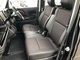 【運転席・助手席】です!実際お座りいただくのが分かりやすいと思いますので、ぜひお気軽にご来店ください♪状態もいいですよ☆