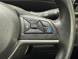 【プロパイロット】運転支援システムが搭載されております。全車速域追従式クルーズコントロールやレーンキープで長距離運転をアシスト。
