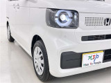 明るいライトが夜道を明るく照らしてくれます。 運転する上で、道路状況をいかに早く認識できるか重要なポイントです。 白色光が暗い道も明るく照らしてくれますよ。