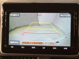 『バックモニター』を装備!駐車の際の、サポートツールとしてとっても便利!駐車が苦手な人、バックに自信がない人、だけでなく、皆さんに便利!でも、それだけに頼るのは危ないですね。