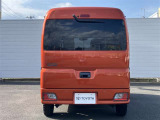 納車前に、しっかりと当社整備工場にて整備を行います。エンジンオイル、エンジンオイルフィルター、ワイパーゴム、バッテリーは新品に交換してからお渡しです!金額はかかりません!!(^-^)v