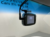 万が一の事故のときもドライブレコーダーがあると安心です。ご利用になる場合は個人情報保護の観点より新品の対応SDカードをお求め下さい。