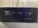 車や障害物だけでなく人や自転車も検知し、ブレーキを自動制御して衝突回避をサポートしてくれるSBS(スマートブレーキサポート)を装備!