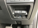 ETCが装着されています。再セットアップ後高速道路の料金所をノンストップで通過できて大変便利です。