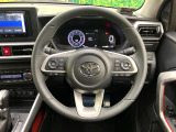【純正革巻きステアリング】上質な革を使用することで、手にしっかり馴染みとても運転しやすいハンドルです♪