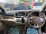 運転席から見た俯瞰図です!ドライバーが操作しやすいよう配置されています♪