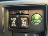 左右パワースライドドアが装着されております。