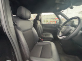1列目シートです。足元までゆったりとご乗車頂けます!!