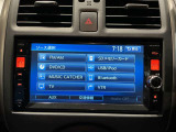 純正ナビゲーションになりマップ機能はもちろん、音楽もBluetooth接続で楽しいドライブができます。