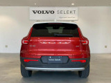 XC40 B4 AWD モメンタム 4WD 