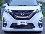 ◎ご購入いただきましたお車は弊社整備工場にて納車前点検整備として法定12ヶ月点検(車検整備付き販売車は車検整備)を実施。エンジンオイル・エレメント交換を行い※、ご納車いたします(※除く電気自動車)。