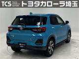 外板色はターコイズブルーマイカメタリック(B86)!後席ガラスにフィルムが貼られております!直射日光の緩和やプライバシー保護にも役立ちます!