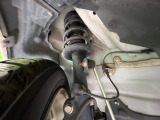お車を安心してお乗りいただく為には、足回りの定期点検が欠かせません。サービスサポート(有償保証)では無料点検もご提供しており、安心のカーライフをお過ごしいただけるサポート体制が整っています。