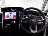運転席に座ると☆こんな感じです♪