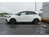 Honda SENSINGとは衝突を予測してブレーキをかけたり、前のクルマとちょうどいい距離でついていったりできる多彩な安心、快適機能を搭載した先進の安全運転支援システムです。