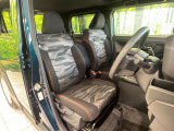 運転席シート廻りは使用感も少なく、良好な状態となっています。丁寧に使われていたことがよくわかりますね。
