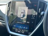 【マルチテレインモニター】車のフロントやサイドのカメラ画像を同時にモニター表示することで、悪路や狭い道を走行時でも周囲の状況確認ができ安心!本格SUVにうれしい装備です♪
