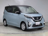 【車両状態証明書】査定協会公認のプロの検査員が公平かつ確かな基準で検査を実施。車両評価をもとに、安心しておクルマをお選びいただけます。