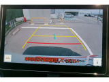バックガイドモニターで、後方を確認しながら安心して駐車することができます。運転初心者も熟練者も必須の機能ですよ!