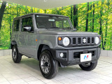 高透明度のガラス皮膜で撥水はもちろん、上質なツヤ・光沢を実現。紫外線や酸性雨から大切な愛車を保護し、色あせ・劣化を防止。「弾スプラッシュコート」、「弾プリミッサコート」からお選びいただけます。