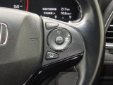 Hondaセンシングの機能のひとつ、アダプティブクルーズコントロール付!アクセルから足を離しても設定したスピードと前車との車間を保ち走行してくれます!車線維持もアシスト☆高速道路で疲労軽減ですね☆