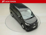 両側パワースライドドア付きだから、狭い駐車スペースなどでの乗り降りラクラク♪小さなお子さまのいるご家庭には嬉しい装備です。