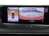 アラウンドビュー☆空から見下ろすような視点で、スムーズな駐車と安全確認をサポート!運転の心強い味方になってくれます♪