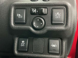 運転席スイッチ部 安全装備もばっちりで安心です。