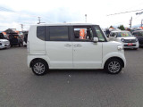 スタッフはスポーツカー、クロカン系、ミニバン系などクルマのカスタムが好きです!会社のイベントとしてドリフトや走行会参加も進んで行っております。