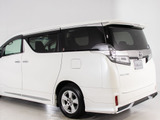 ★展示前点検実施★特殊な機材も用いて、全車点検を実施しております!
