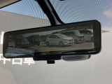 インテリジェントルームミラー!「後方が見えない」イライラを最新技術で解消!