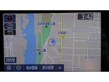ディスプレイオーディオを装備。スマホとクルマをつなぐことで、これまでのナビに加えて、いろんなサービスが楽しめます。